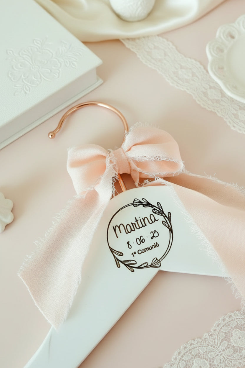 Percha personalizada-Comunión/Dama de honor/Pubilla